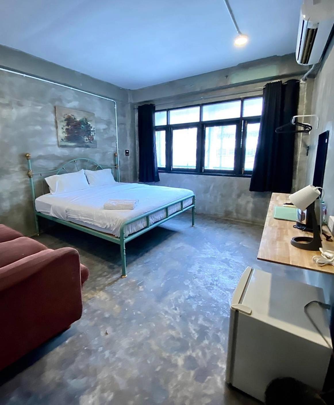 X Go Inn Bts Ari Banguecoque Exterior foto
